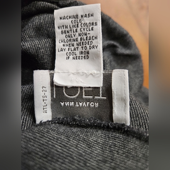 Ann Taylor LOFT Classic Wrap Knit Dress in Charcoal Gray - Picture 4 of 8